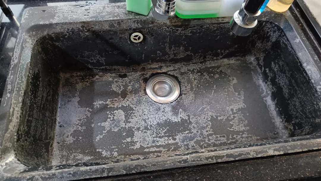 چطور سینک های گرانیتی را لکه گیری کنیم